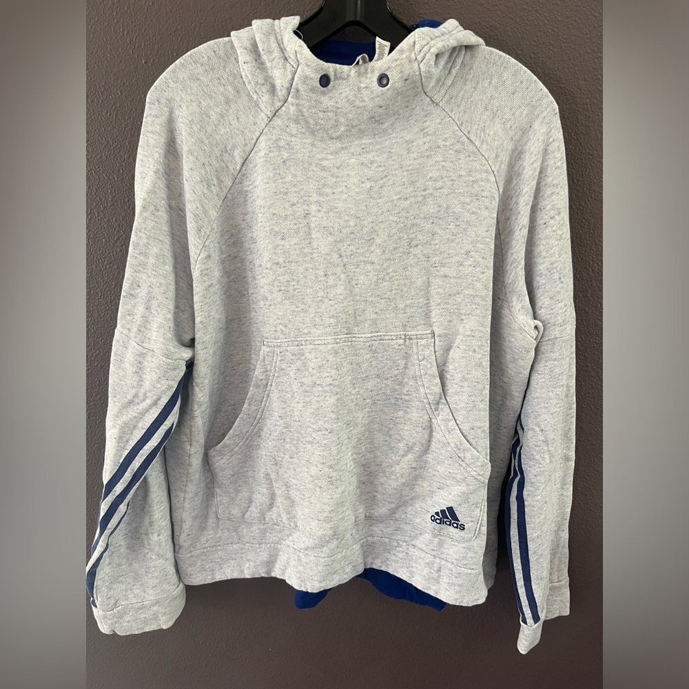 Adidas XL Women’s Hooded Sweatshirt